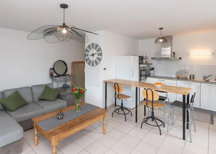 アパート Brise Marine